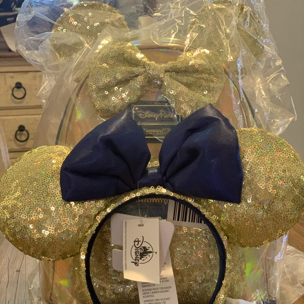 Disney Parks 50th Minnie  Sequins Iridescent Loungefly Backpack and Minnie Ears